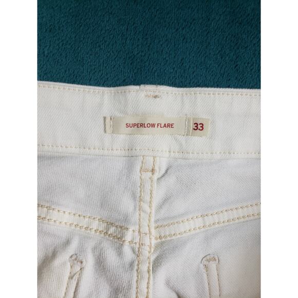 Levis Jeans Size 33 Womens White Denim Ladies Pants Boho 70s Low Rise Flared - Picture 3 of 14